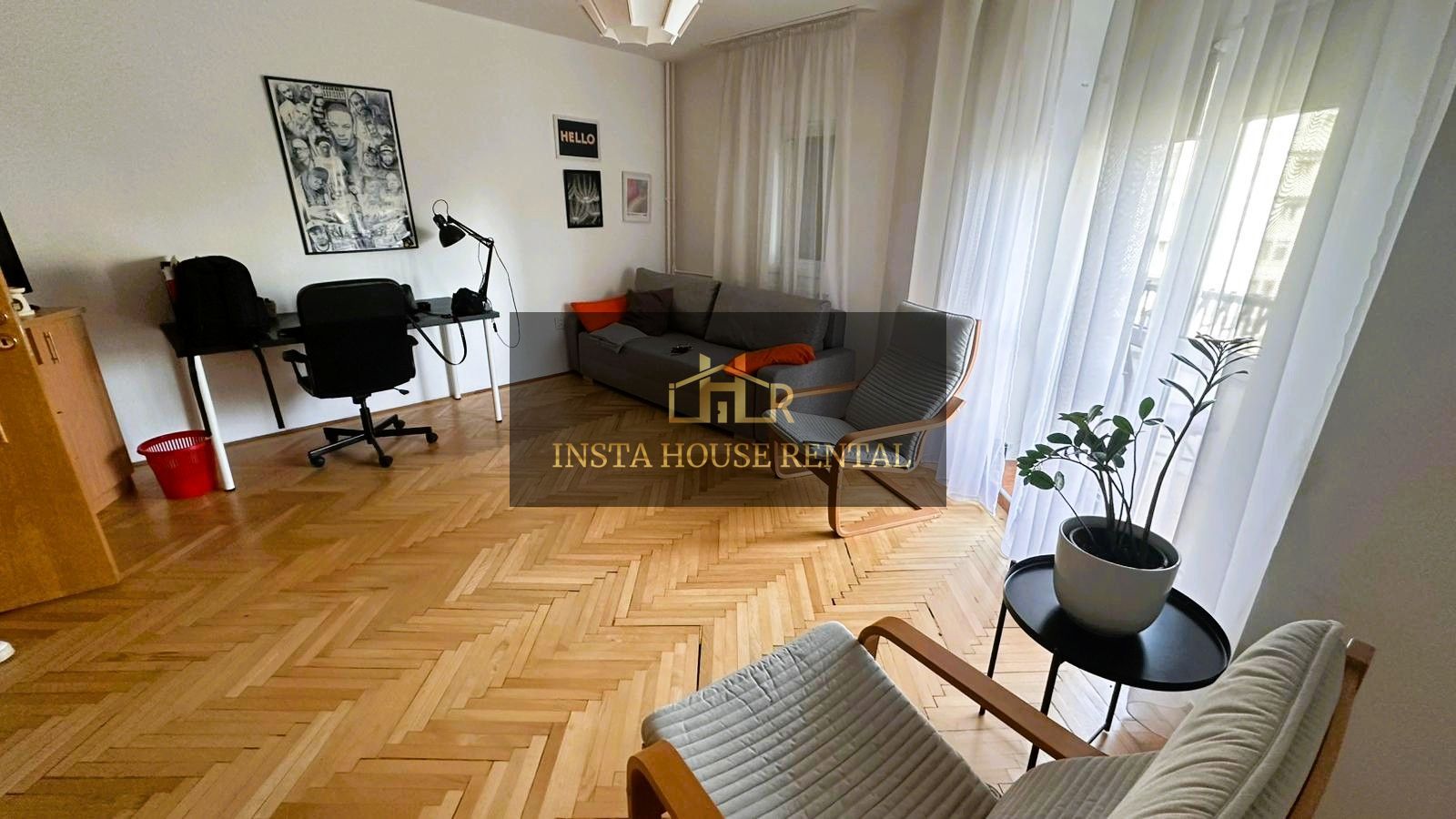 P-ta Alba Iulia- Decebal Garsoniera PANORAMIC VIEW - Poză 1