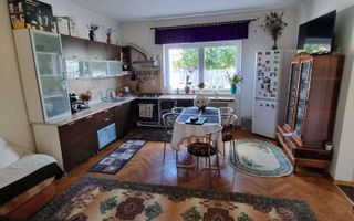 Vand casa cu etaj in zona Titulescu - Poză 5