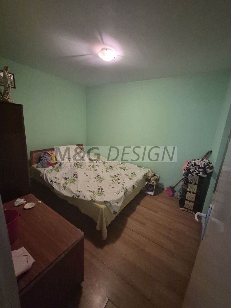 Apartament 3 camere Dacia cu centrala - Poză 4