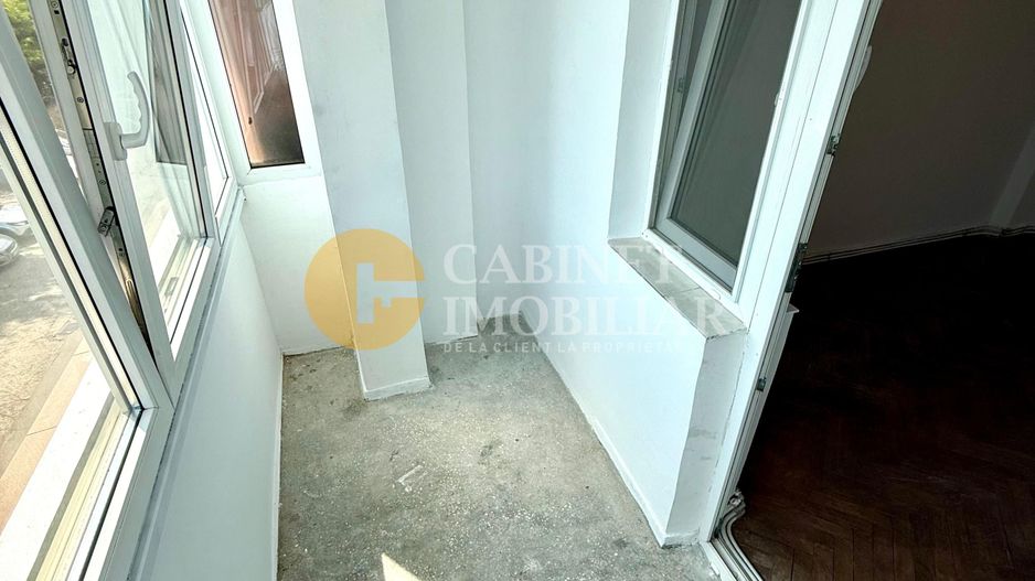 4 Camere Decomandat -  Etaj 2 - Bloc 1981 - Zona Galata - Poză 5
