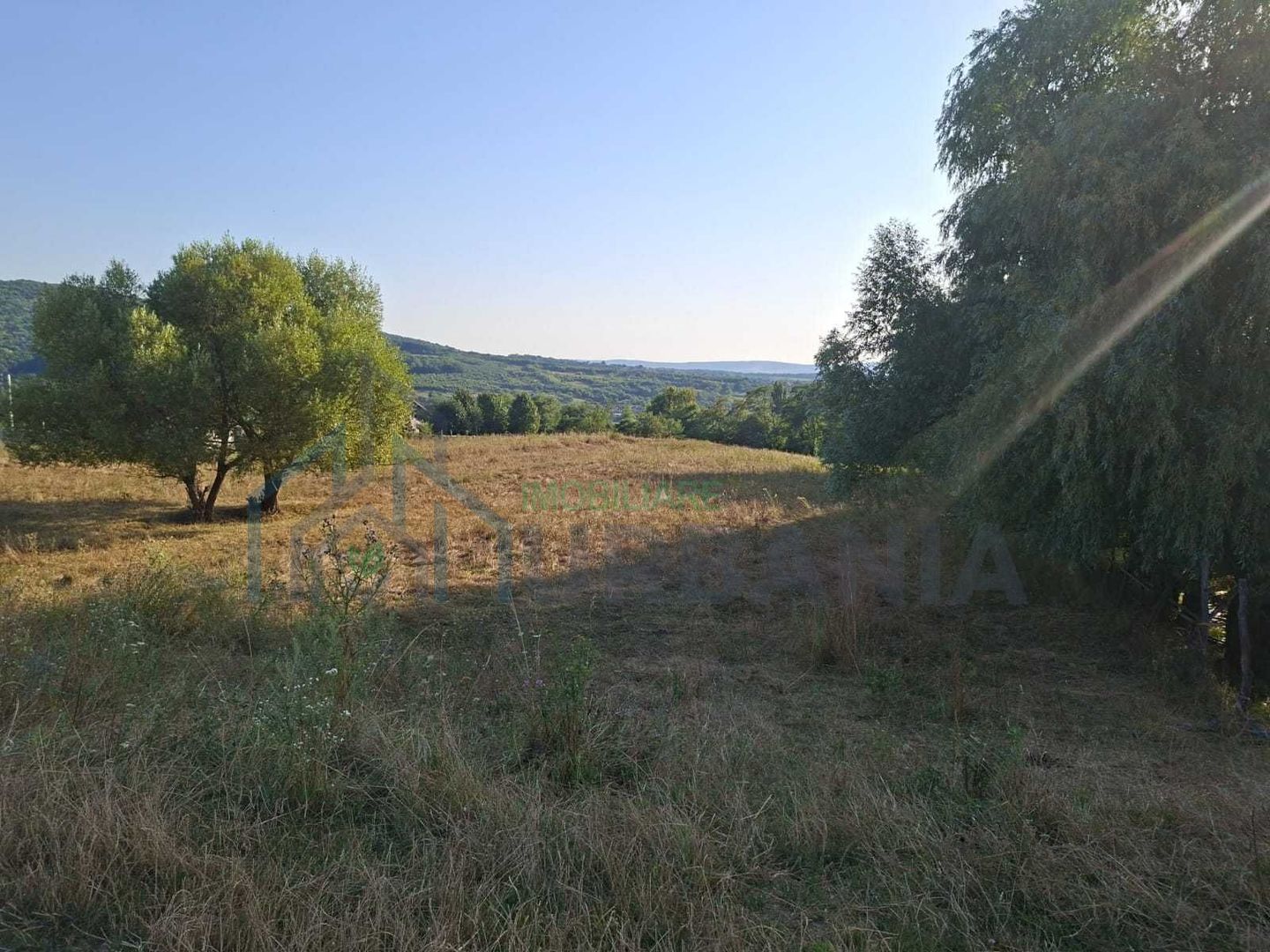 Teren intravilan de vanzare in Barnova, Iasi, langa Manastirea Barnova - Poză 6