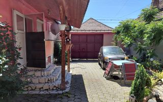 Casa de vanzare 4 camere si teren de 1100m2 Sura Mare, Sibiu - Poză 1