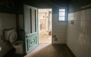 🏡 Casă interbelică cu dublu potențial – Zona Cantacuzino, Ploiești - Poză 16