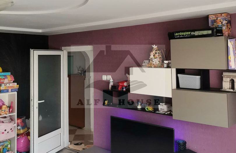 Apartament cu trei camere, zona Racadau 74 mp - parcul Trandafirilor - Poză 4