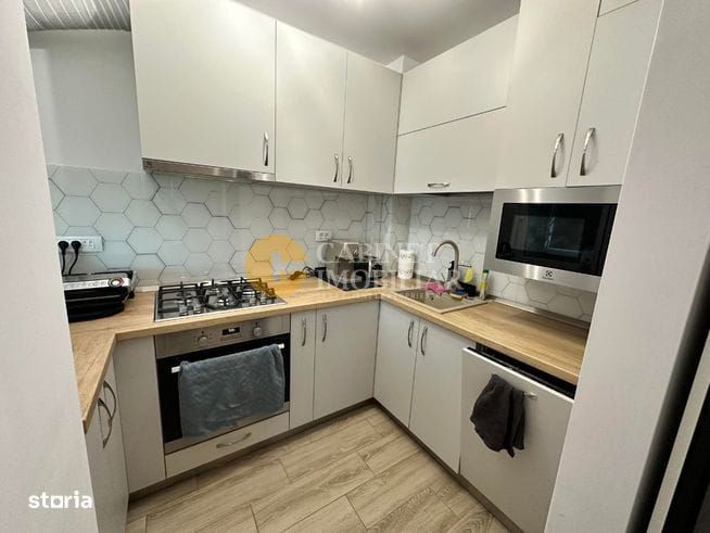 3 camere - Copou - 77mp - decomandat - etaj intermediar - INTABULAT - Poză 12