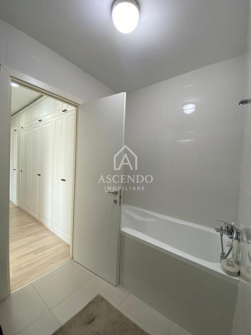 Apartament 3 camere, 2 bai premium mobilat lux , cu parcare inclusă - Poză 18