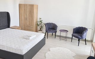 De inchiriat studio ultracentral, etaj 2, 400 euro - Poză 2
