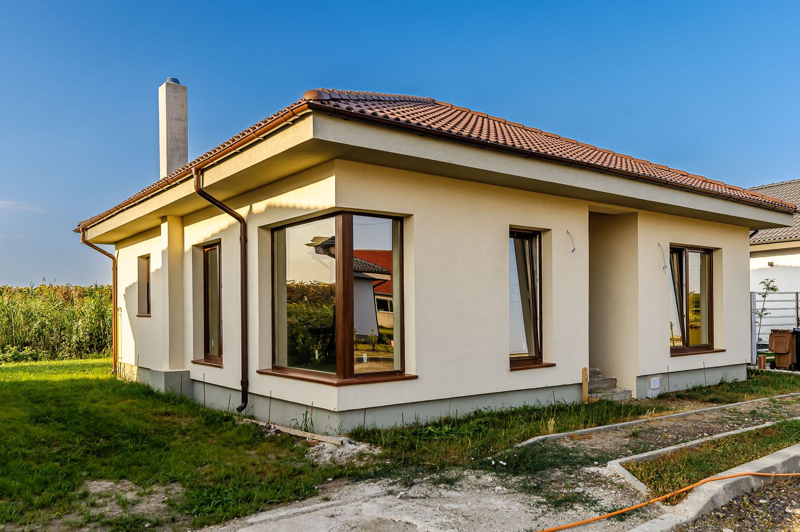 Casă individuală, la sol - Poză 2