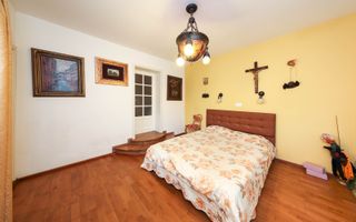 Casă deosebită de vânzare în centrul Brașovului - Poză 22