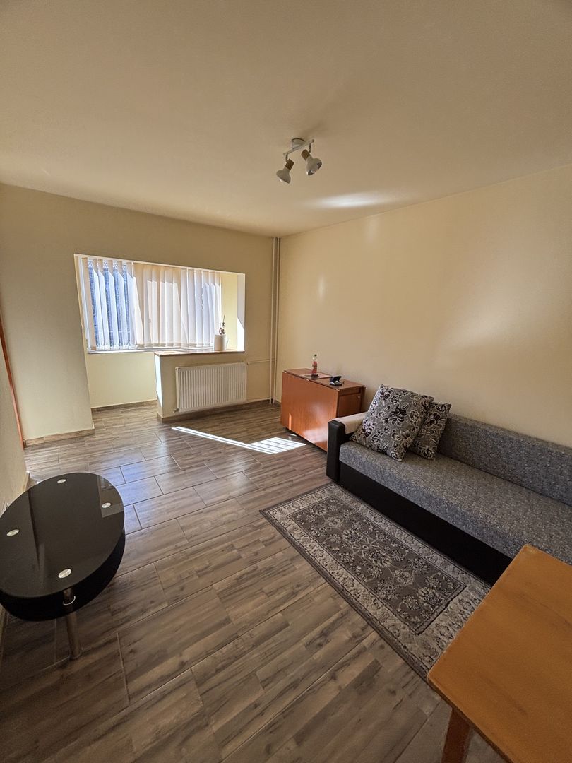 Apartament 1 camera la 10 minute de Iulius Mall - Poză 1