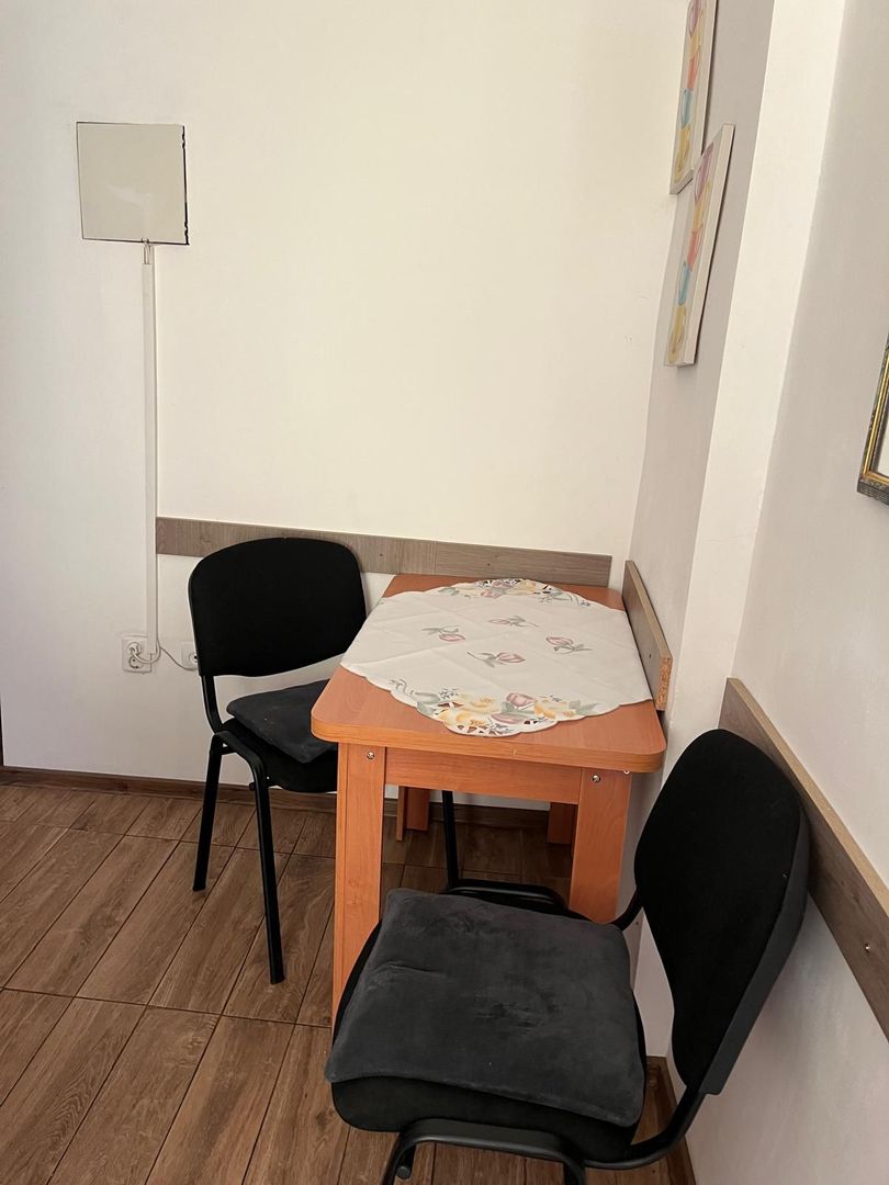Inchiriezi apartament 2 camere Lunca - Poză 4