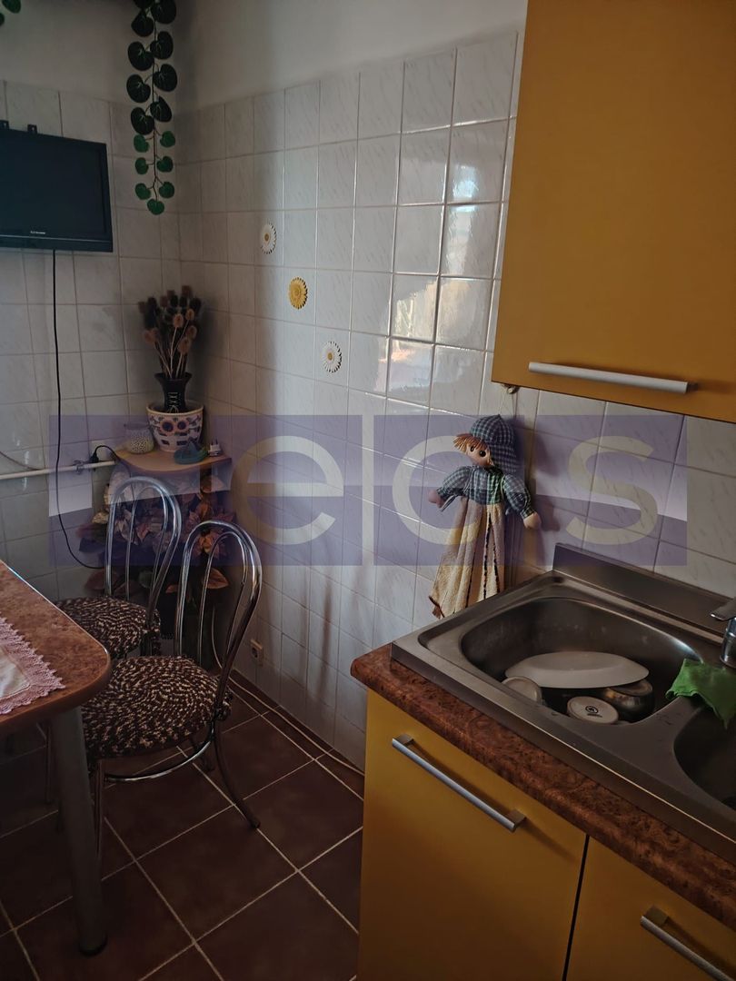 VANZARE 2 CAMERE AVIATIEI - Poză 5
