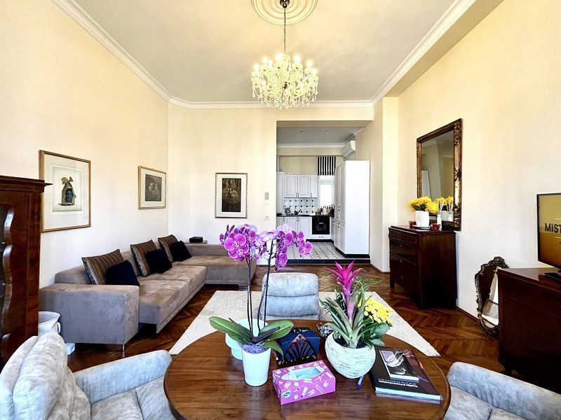 Tur virtual-2 camere, elegant arhitectural,  vedere in Piața Victoriei - Poză 3