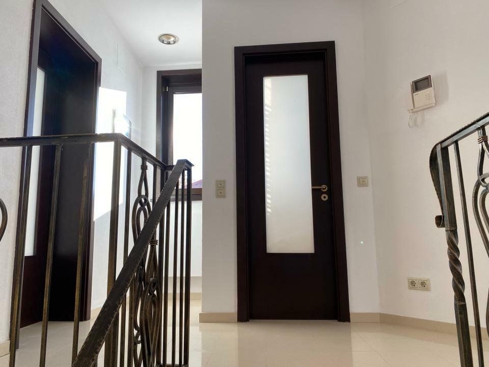 Cladire de birouri langa Metrou Stefan Cel Mare - Poză 12