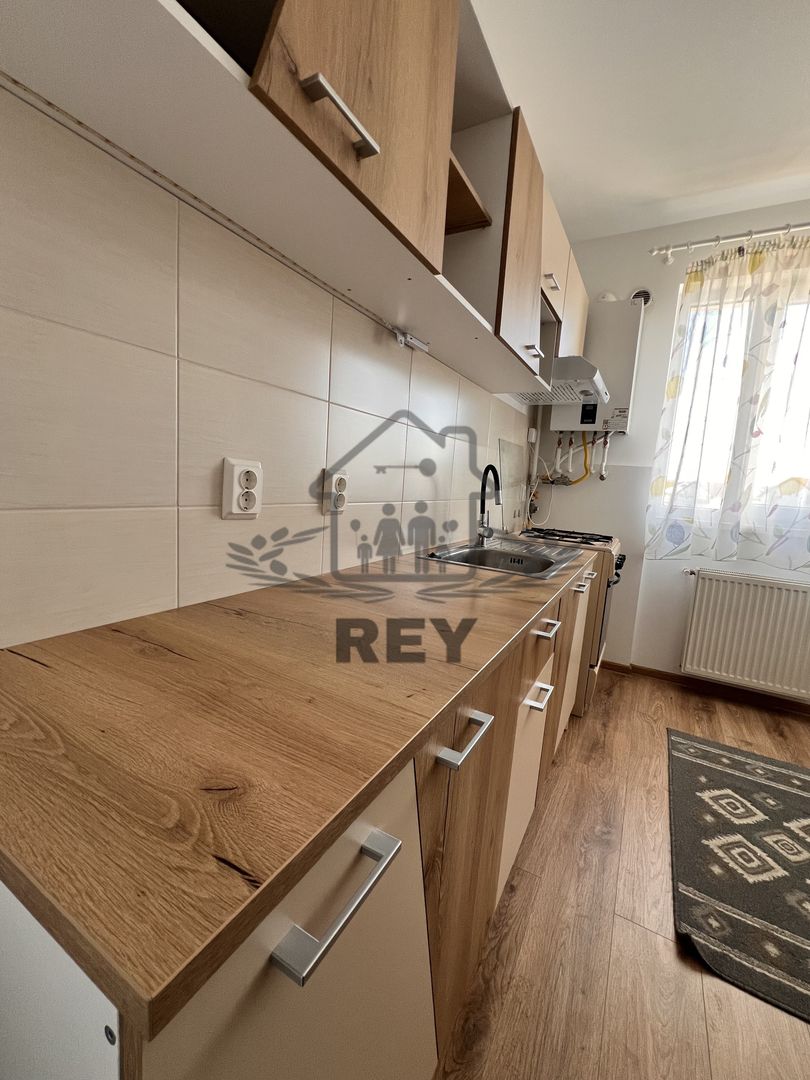 Ap. etaj 1,decomandat,2 camere,2balcoane,loc de parcare/Sibiu/Aeroport - Poză 5