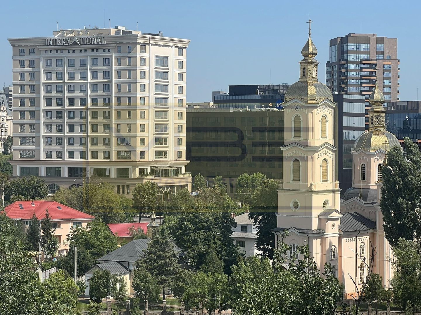 Apartament 2 camere Podu Ros - 10 min Palas Mall - Poză 1