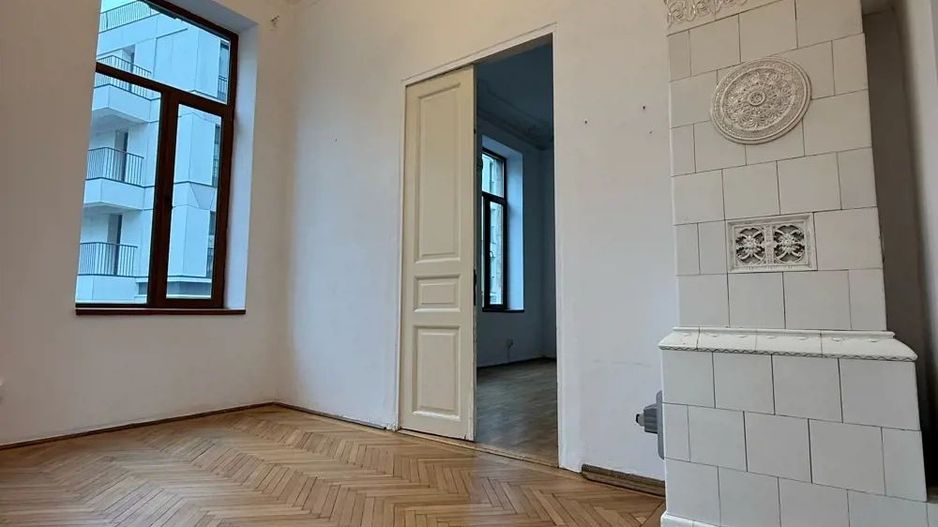 De inchiriat spatiu de birouri/ apartament nemobilat UltraCentral - Poză 4