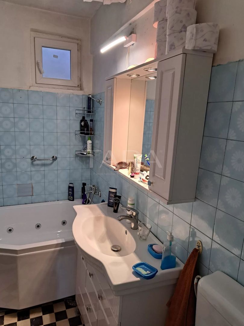 Apartament spațios cu 3 camere în Grigorescu. - Poză 7