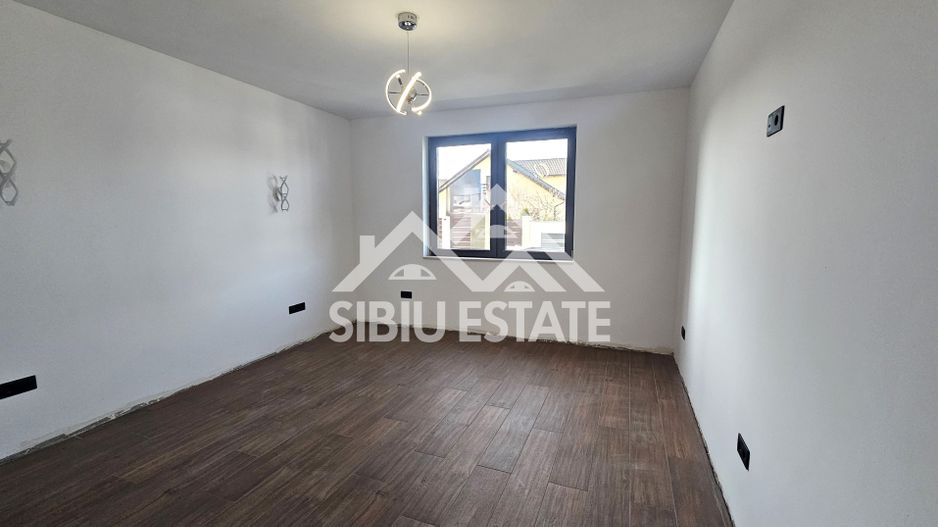Casa noua gata de mutat, 4 dormitoare- Vandut - Poză 7