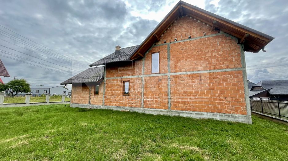 CASA LA ROSU DIN CARAMIDA + GARAJ I 12,5 ARI I VICOV DE SUS I - Poză 6