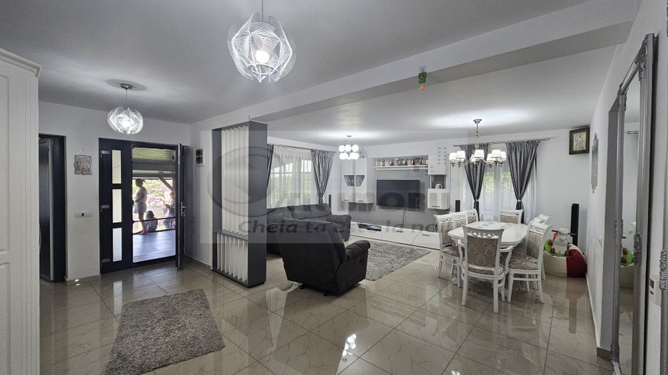 Vila plan parter - mobilata utilata - lux - Valea Adanca - Poză 6