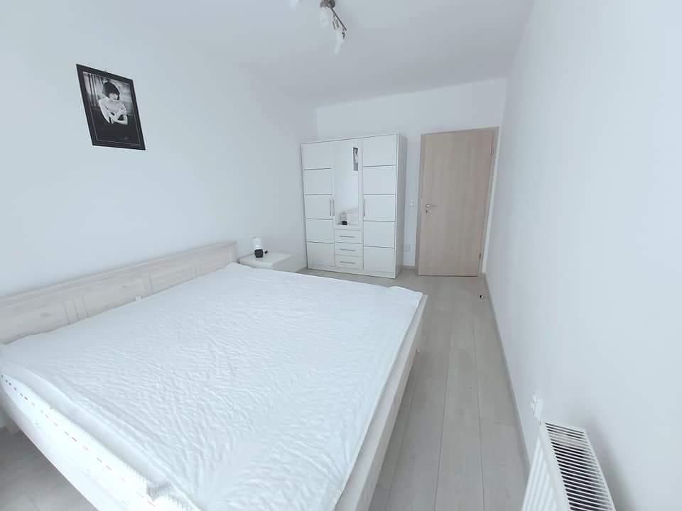 Apartament 3 camere de inchiriat in Sibiu -City Rezidence, cu terasa - Poză 3