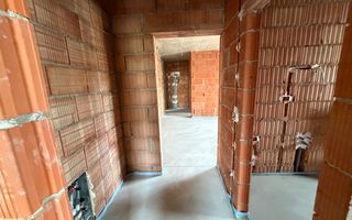 Apartament cu 2 camere in Giroc - Poză 6