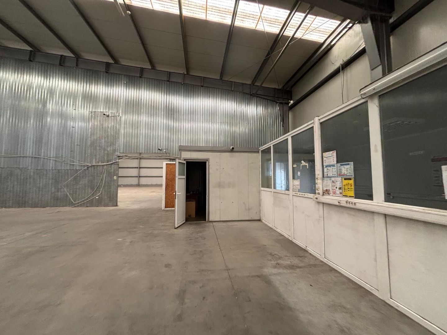 Spatiu industrial 458.21 mp in Calea Sagului - Poză 15
