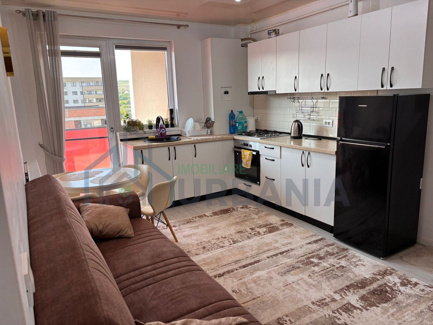 Apartament de închiriat, 2 camere, Visan-Centru, Sofia District - Poză 1