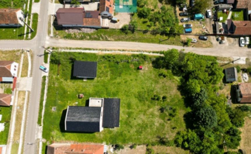 Casă la roșu din BCA de vânzare în Județul Arad - Poză 18