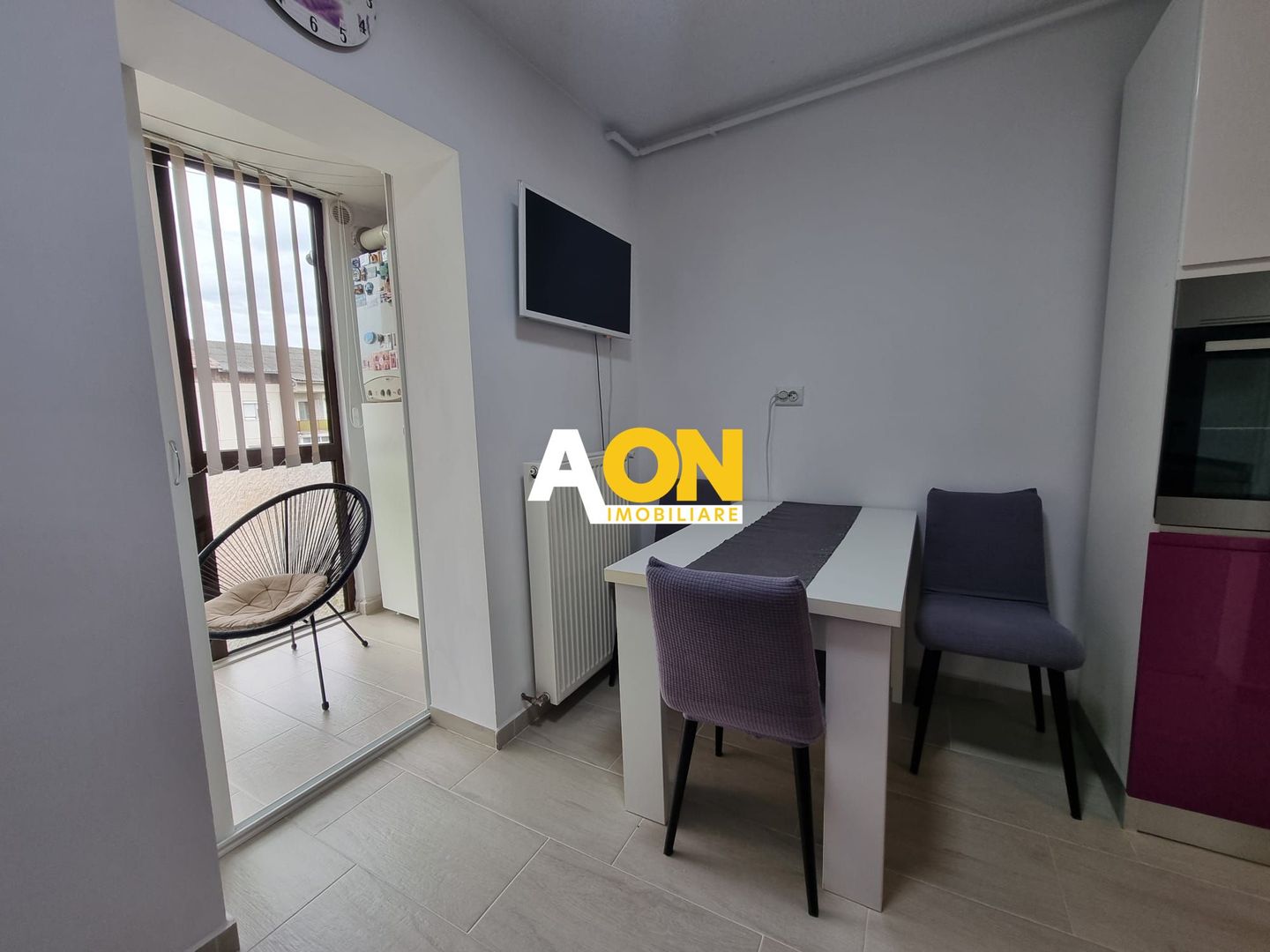 Apartament 3 camere decomandat, mobilat, utilat, Cetate - Poză 10