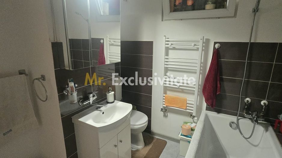 Apartament cu 3 camere decomandat, 71 mp – zona 9 Mai - Poză 10