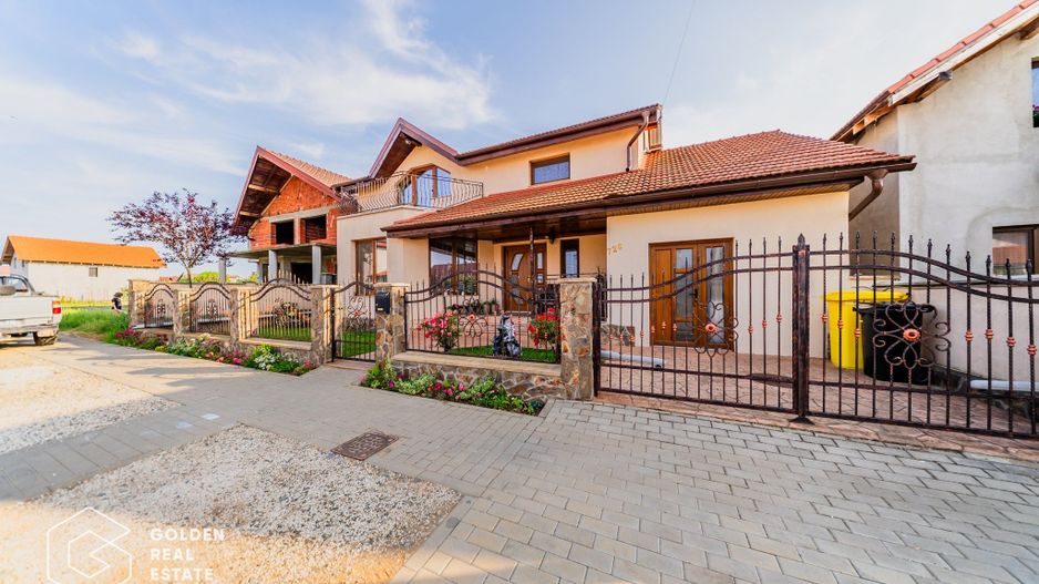 Casa la cheie, eficienta energetic, 4 dormitoare, Sagu - Poză 1