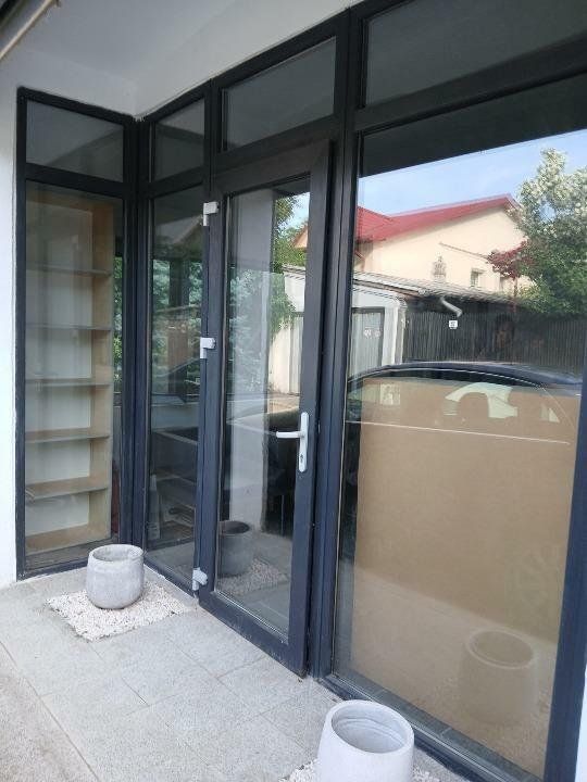 Spaţiu Comercial de Închiriat  - Poză 1