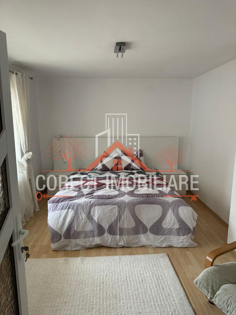 🏡 Casă spațioasă de vânzare - 210.000 € - Poză 2