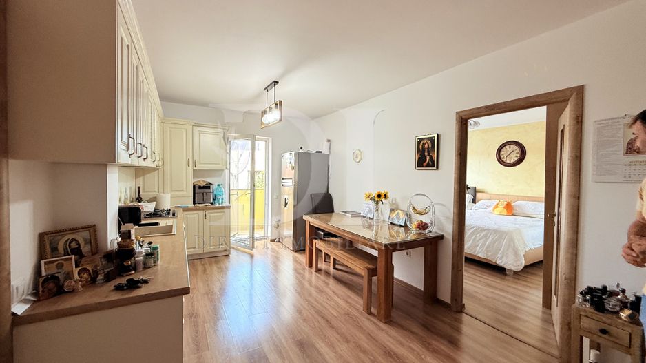 Apartament la cheie / etaj intermediar / Zona Florilor - Poză 4