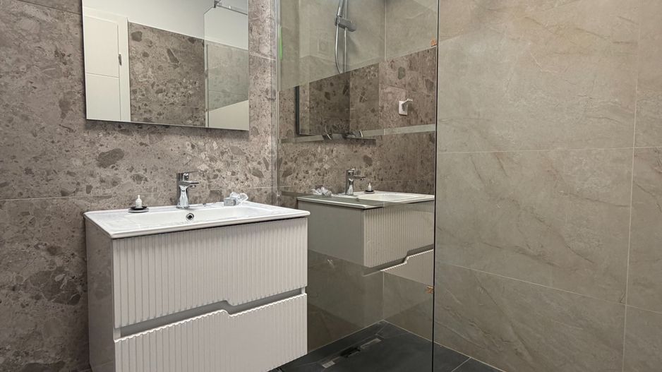 Apartament cu două camere, decomandat, finisat, EROILOR RESIDENCE - Poză 10