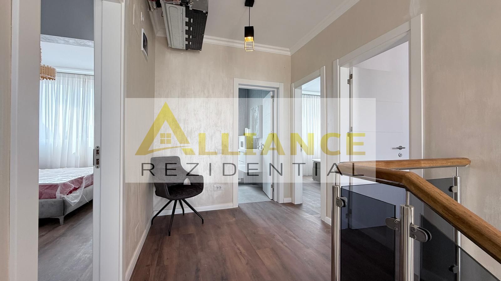 Duplex - 5 camere - 3 bai - 304 mp teren la intrare in comuna Berceni - Poză 11