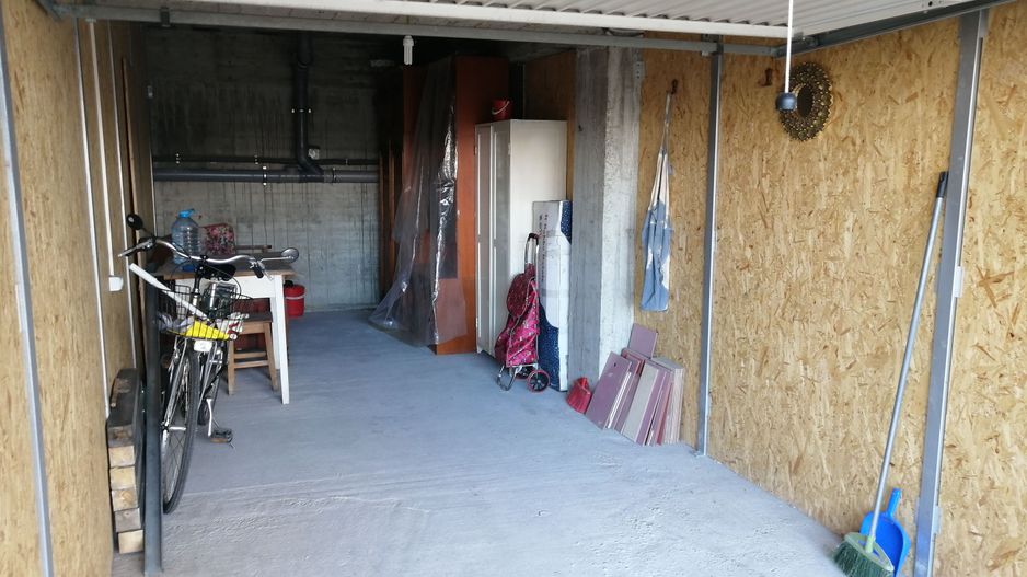 3 camere, structura mare, curte si garaj - Poză 31