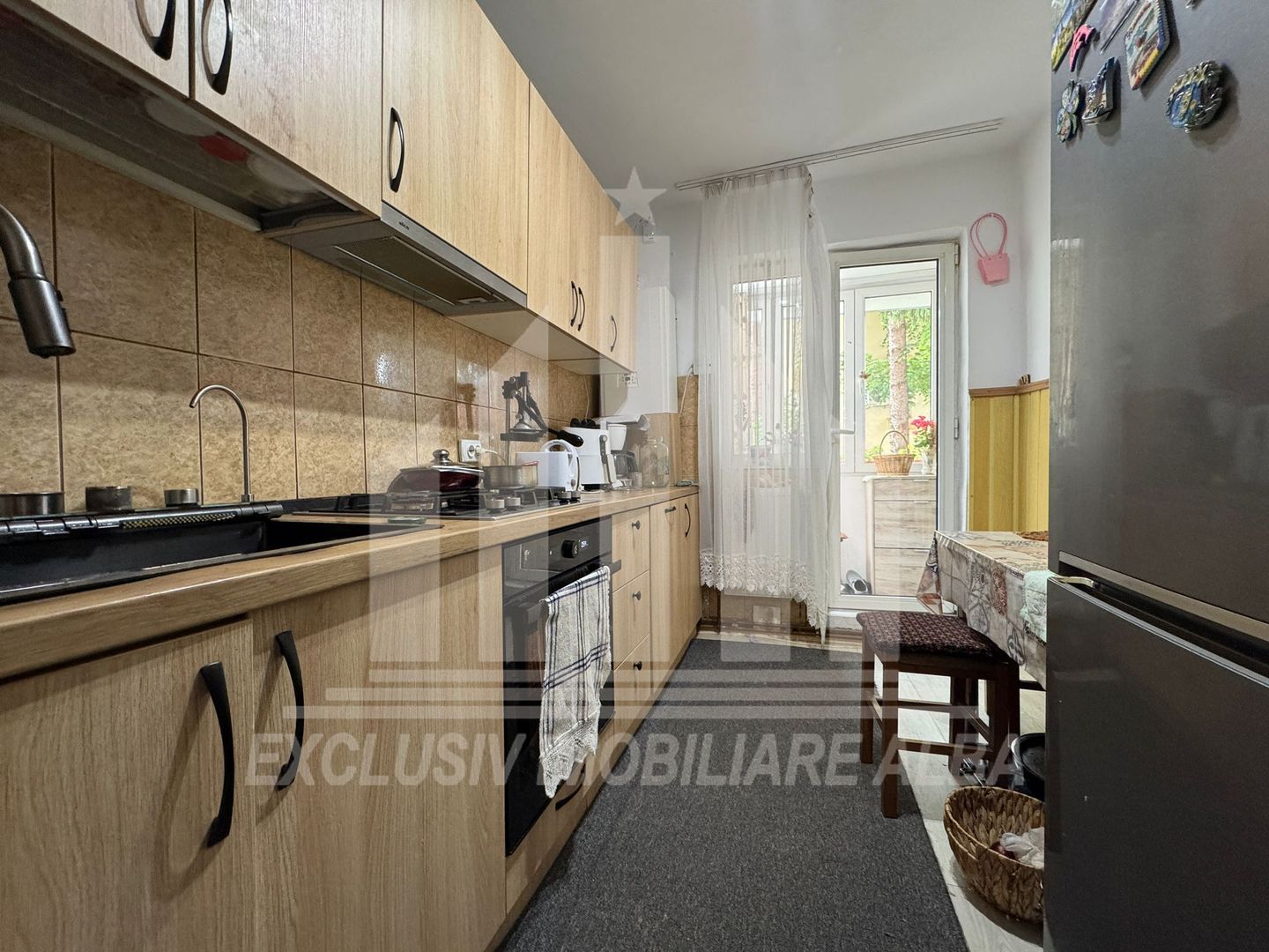 Apartament 3 camere decomandate | 67 mp | Curte | Cetate - Poză 2