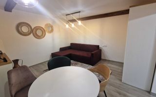 Garsoniera in centrul istoric, Brașov - Poză 2