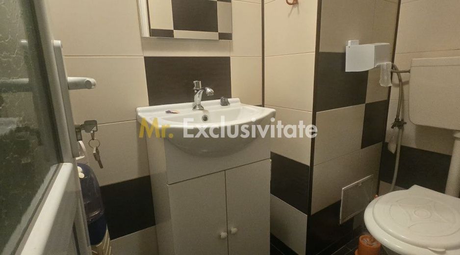 Apartament 3 camere 2 bai si 2 balcoane, Rovinari - Poză 7