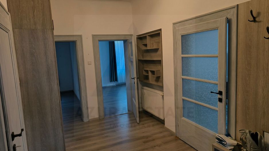Apartament 4 camere 111 mp utili garaj si teren 458 mp zona Centrala - Poză 2