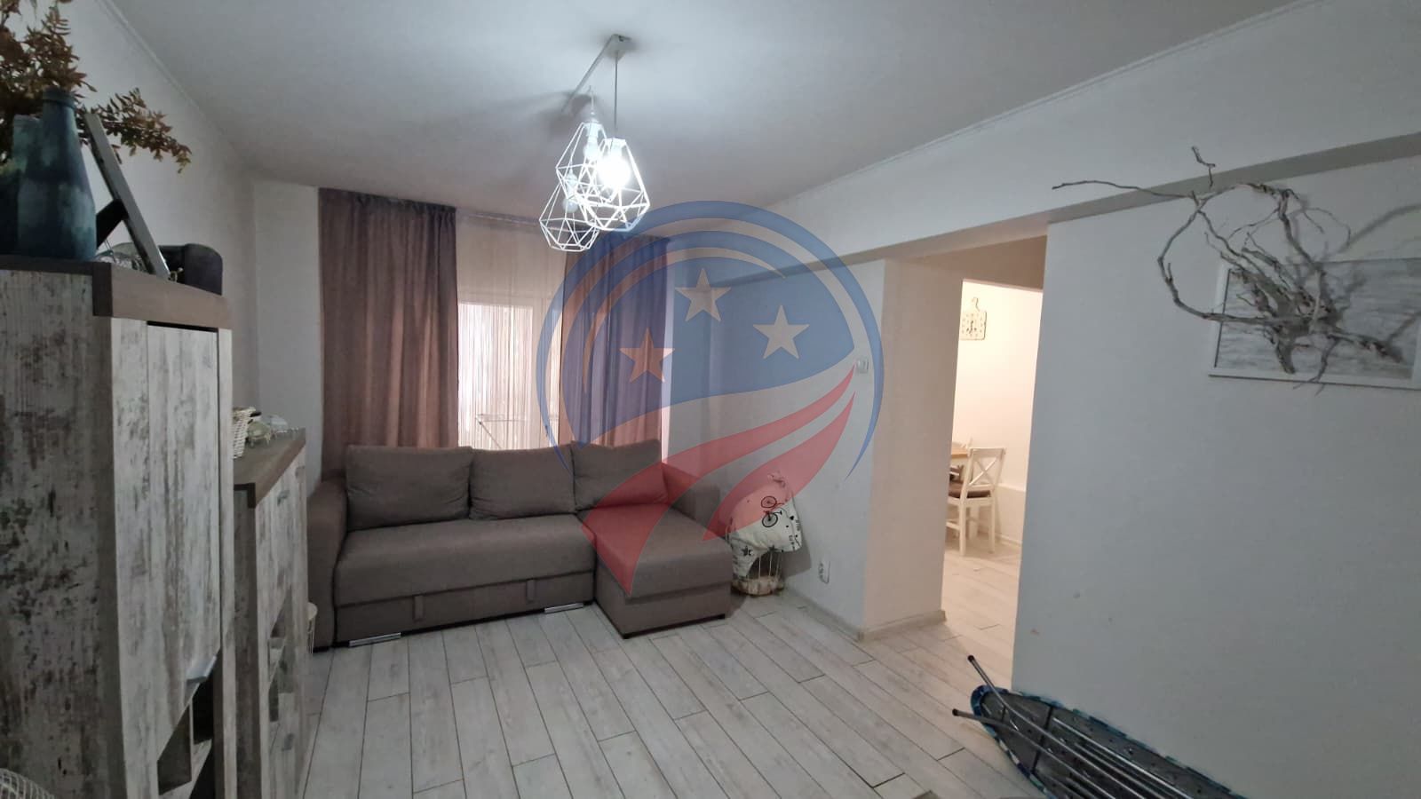 APARTAMENT 2 CAMERE DECOMANDAT, DROBETA TURNU SEVERIN , ZONA CRIHALA, ETAJ 3 / 4 - Poză 2