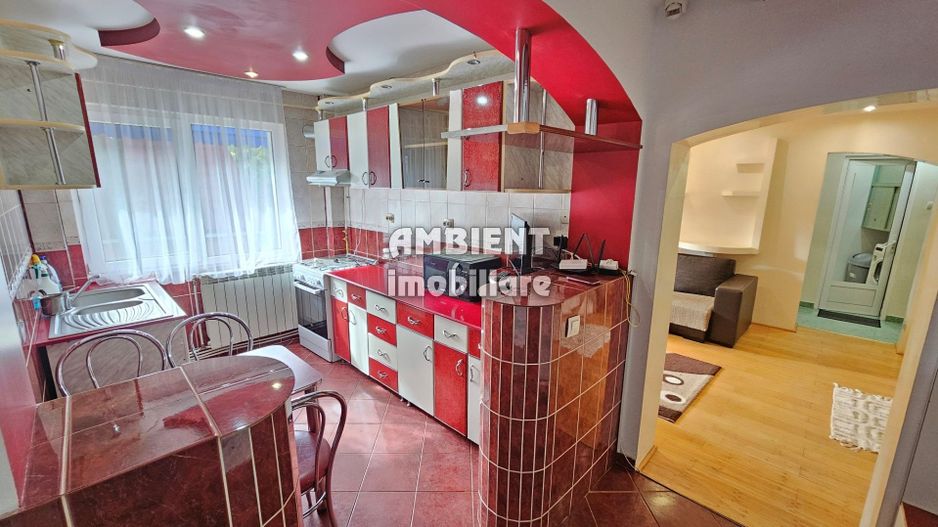 Apartament 3 camere, etaj 1, mobilat și utilat, zona DONICI; - Poză 2
