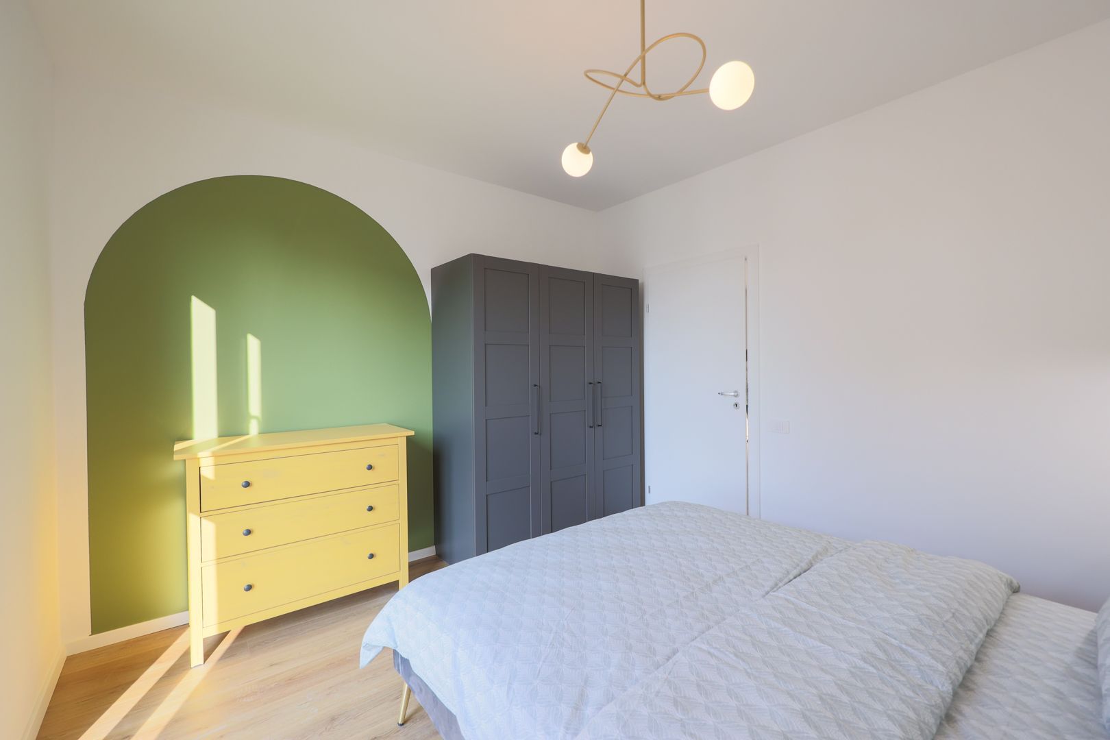 De inchiriat apartament nou si modern cu 2 camere in ARED AFI - Poză 8