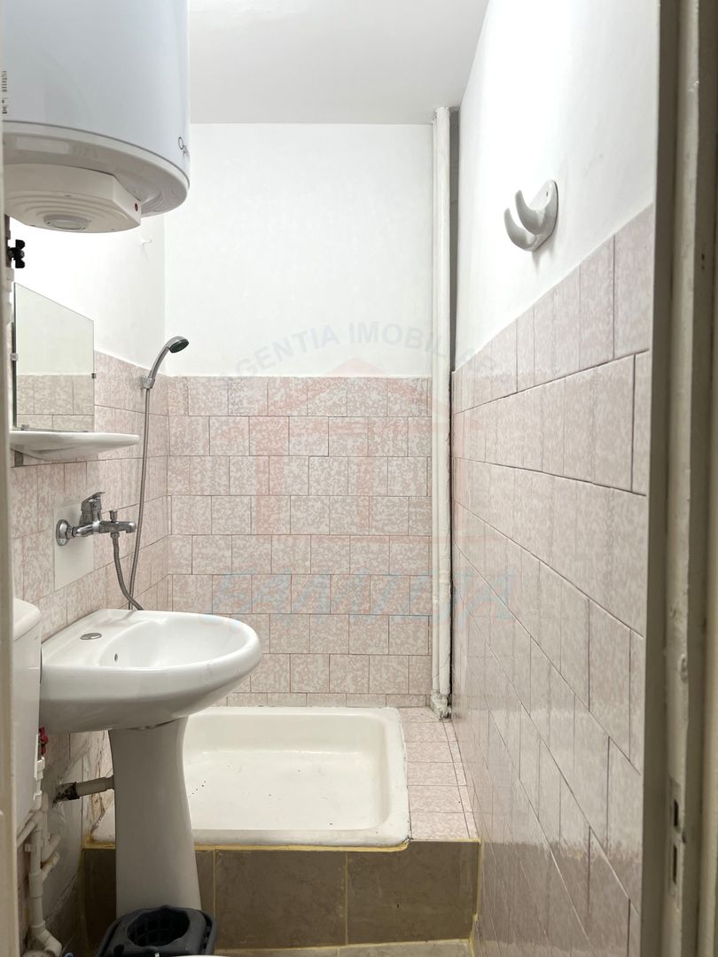 🏡 Garsonieră luminoasă de vânzare | Micro 19, Galați | 31.000 € neg - Poză 8