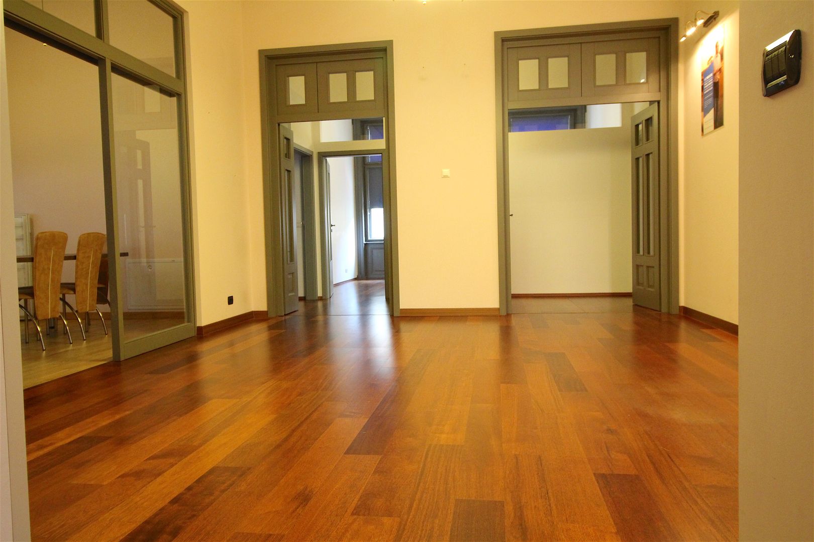 Apartament Deosebit in Piata Unirii - Poză 2