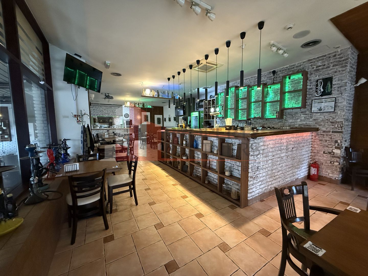 Restaurant complet mobilat si utilat, la cheie - Poză 2
