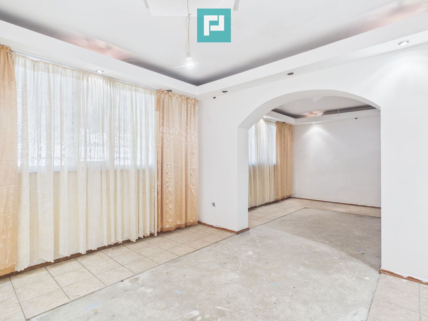 Apartament 3 camere, 100 mp, Bucovăț - Poză 1